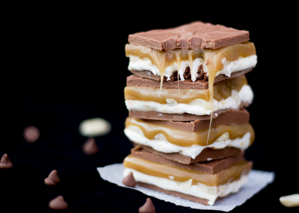 No Bake Homemade Snickers Bars-12.jpg