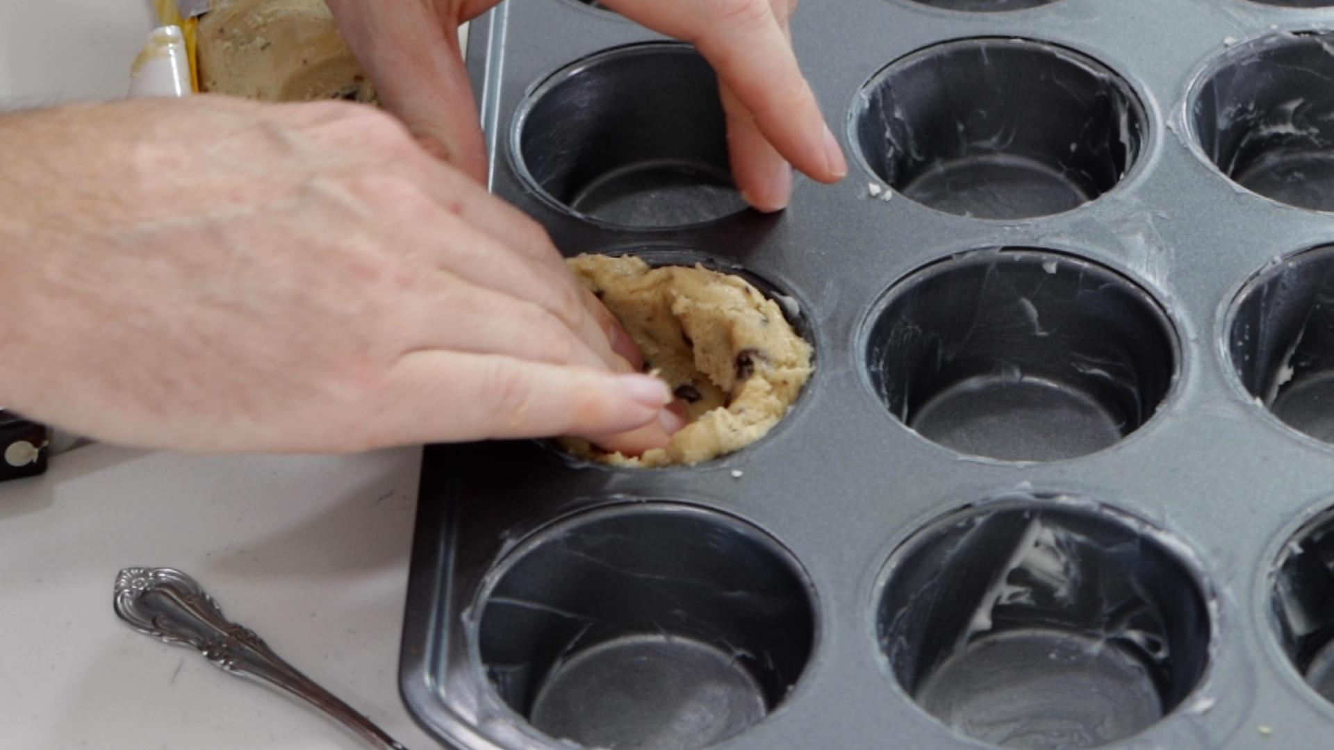 Nutella Stuffed Chocolate Chip Cookie Cups.00_01_40_18.Still001.jpg