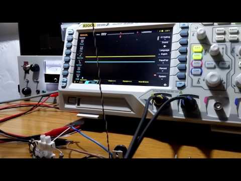 OP amp as comparator: Hysteresis enabled Vs. disabled