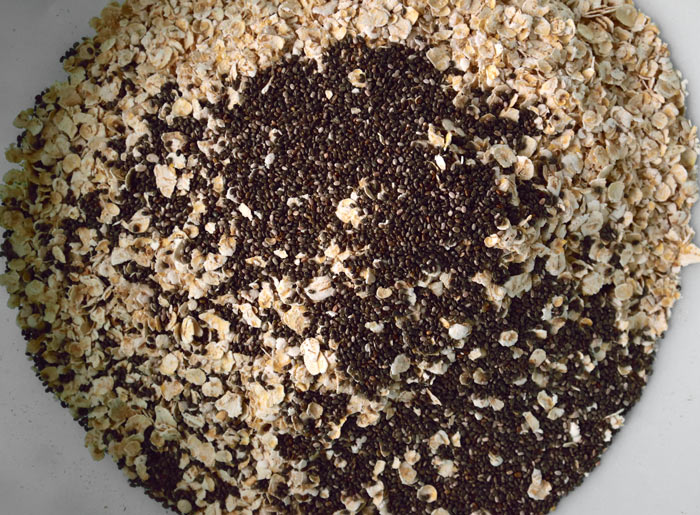 Oats-and-Chia-Seeds.jpg