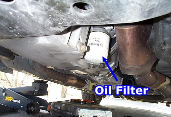 Oil_Filter_In_Car.bmp