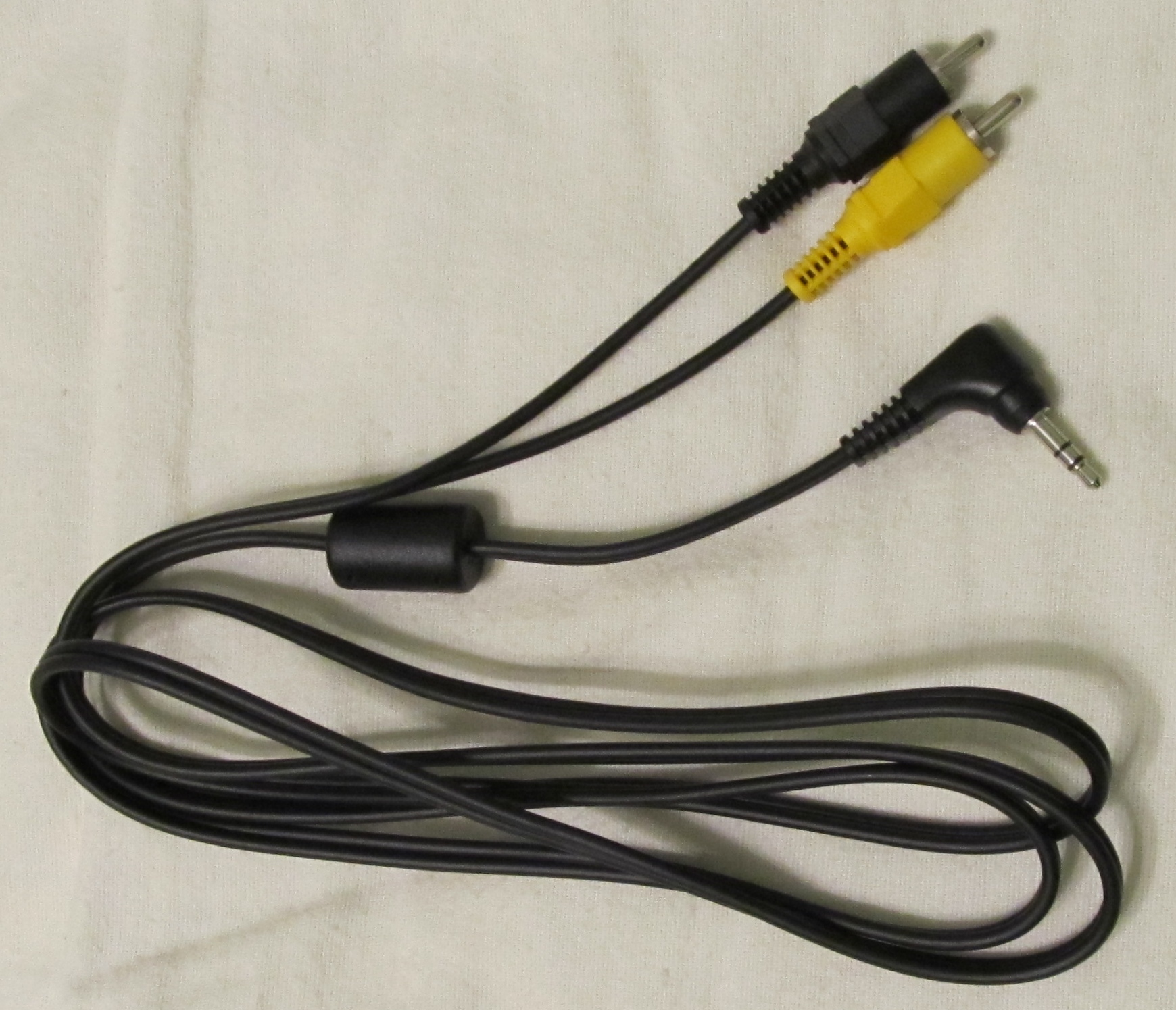 Old Camera AV Cable.JPG