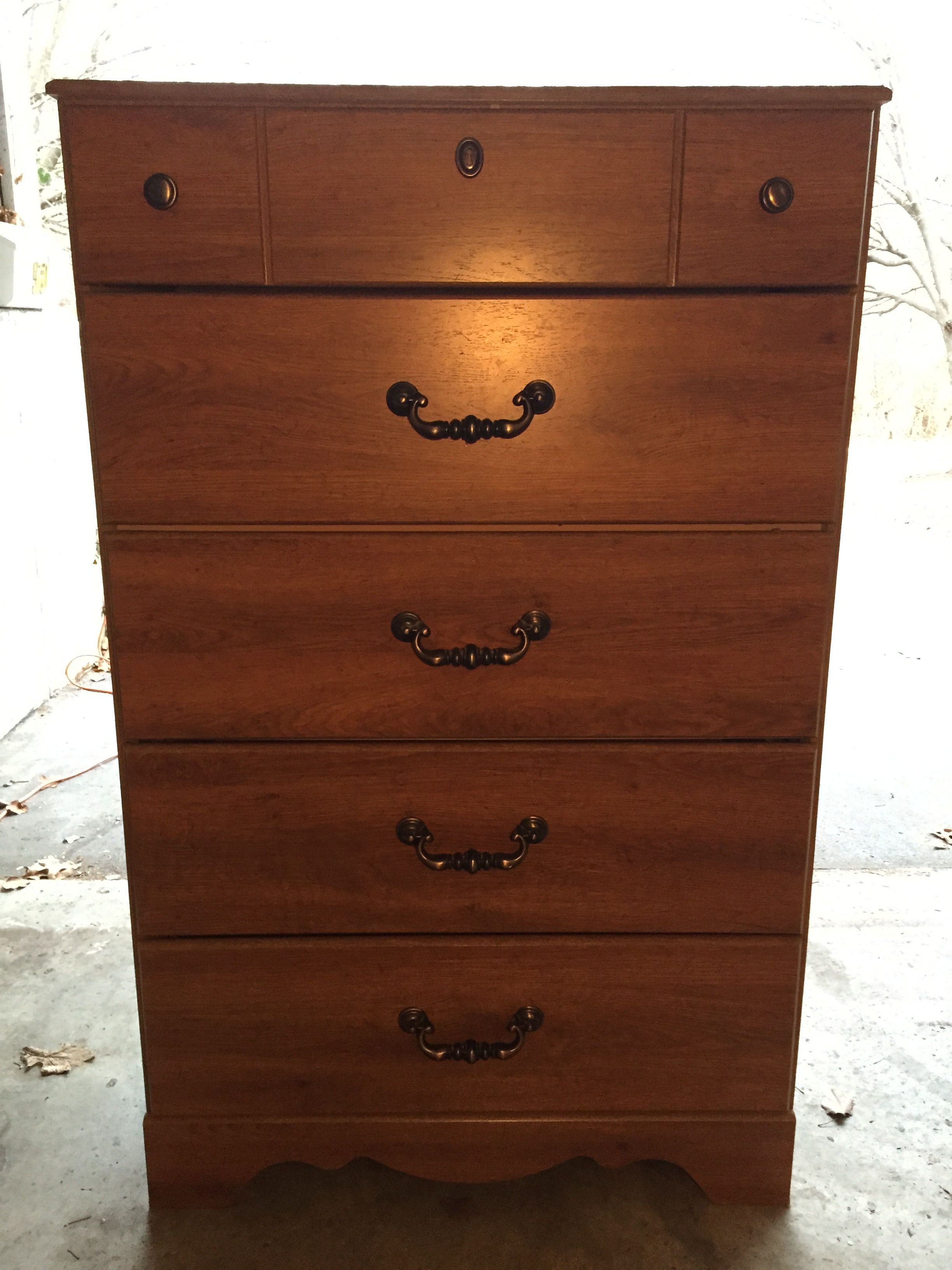 Old Dresser.JPG