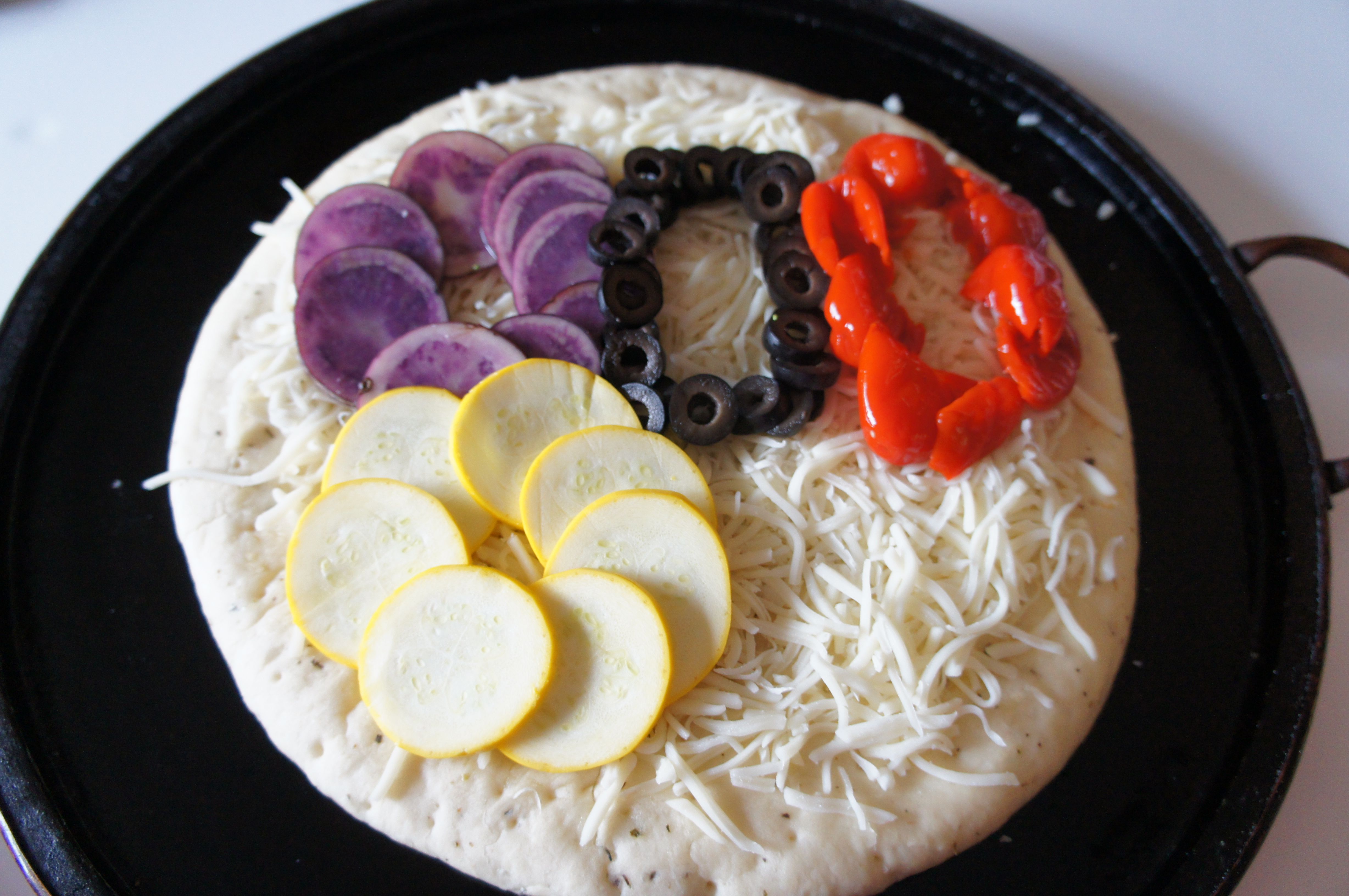 Olympic Rings Pizza - 11.jpg