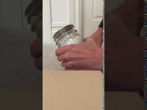 Opening an airtight jar