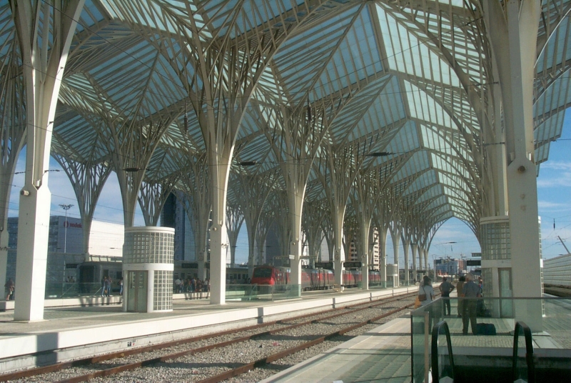 Oriente_Station_Lisboa_roof.jpg