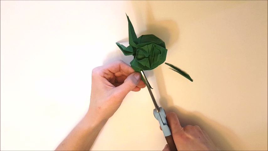 Origaminis - How to Fold a Beholder_Moment(21).jpg