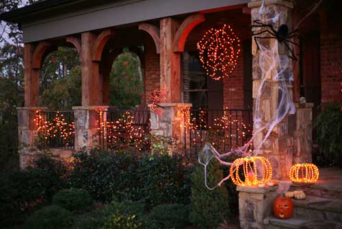 Outdoor-Halloween-Decoration.jpg