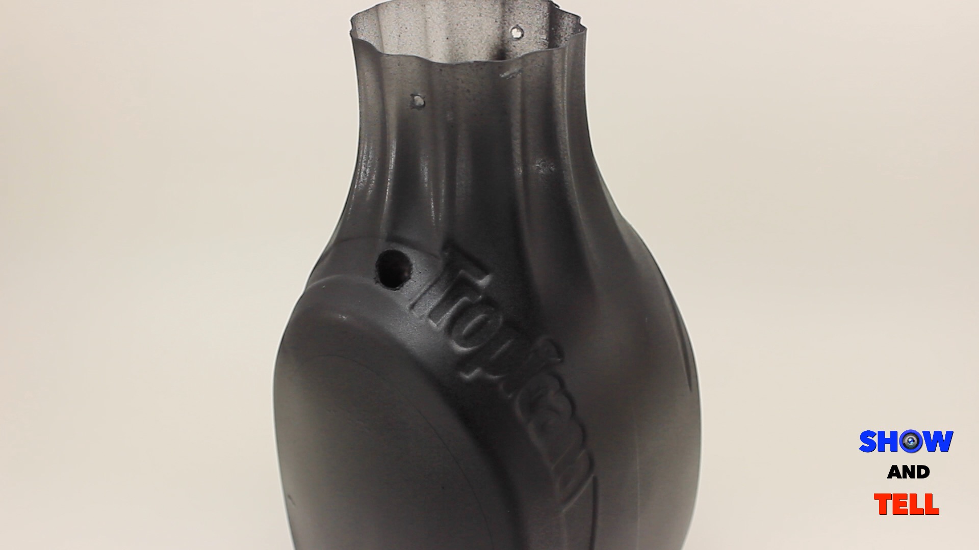 Paint Plastic Bottle Black.jpg