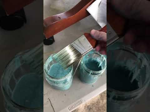 Painting Fabric chair with chalk paint