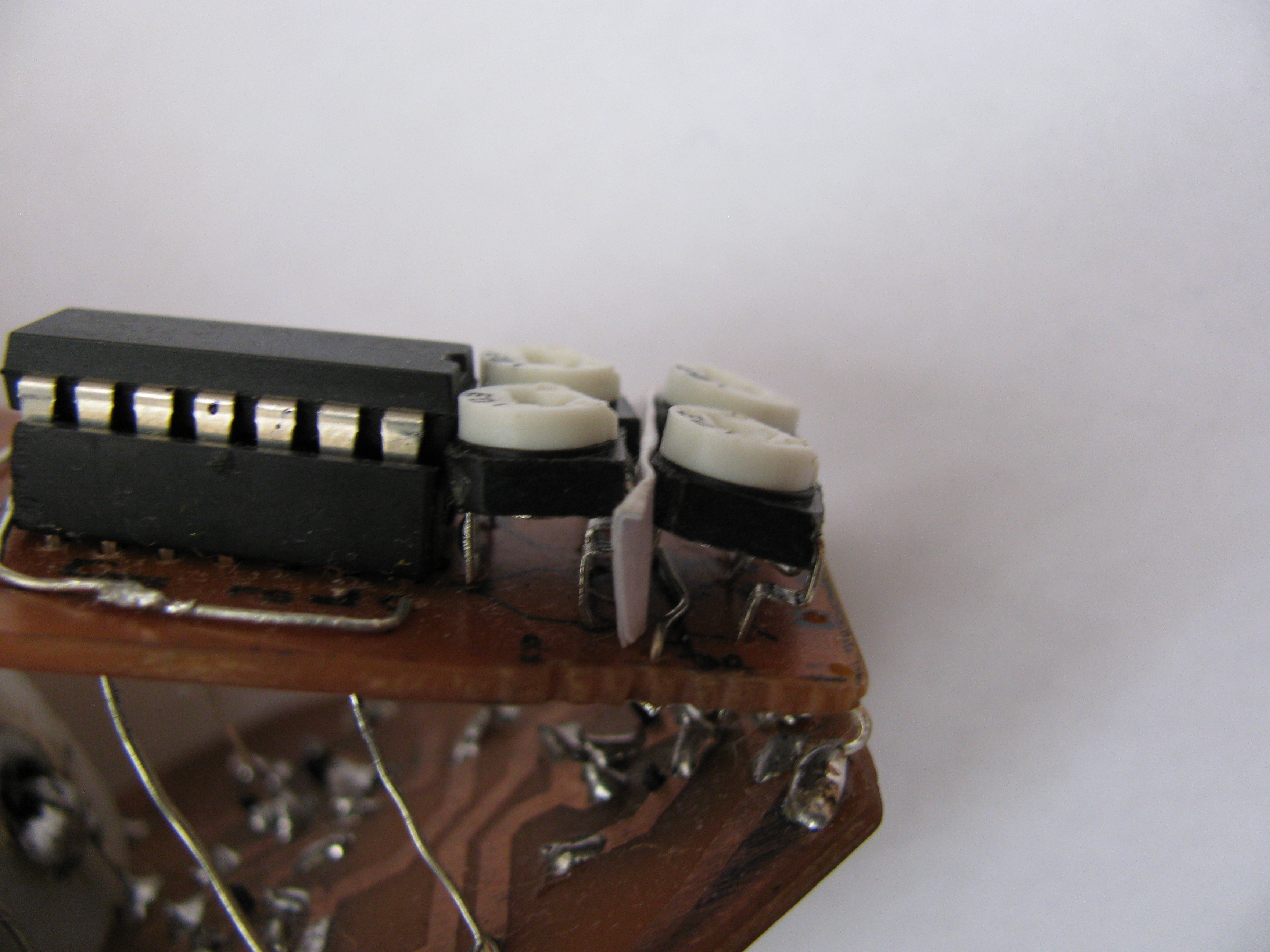 Paper among Potentiometers Legs.JPG