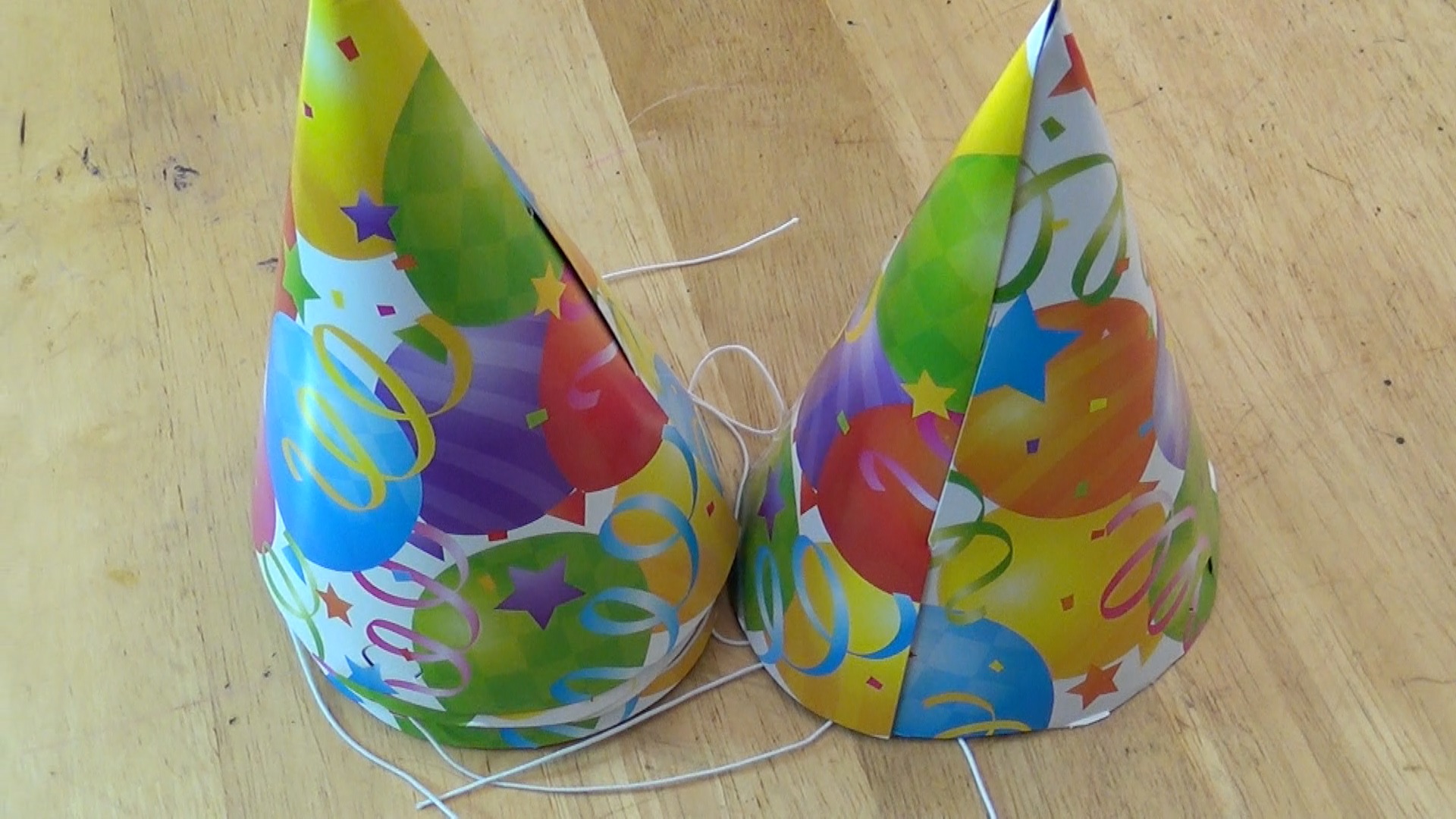 Party Hat Booby Trap Spanish2.jpg