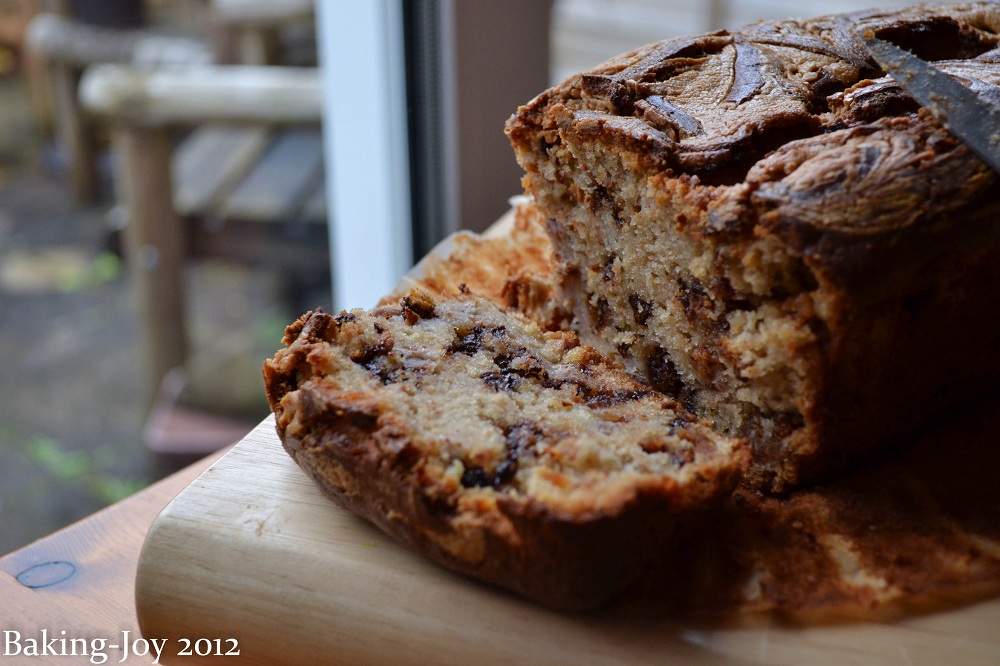 Peanut butter choc banana cake 2.jpg