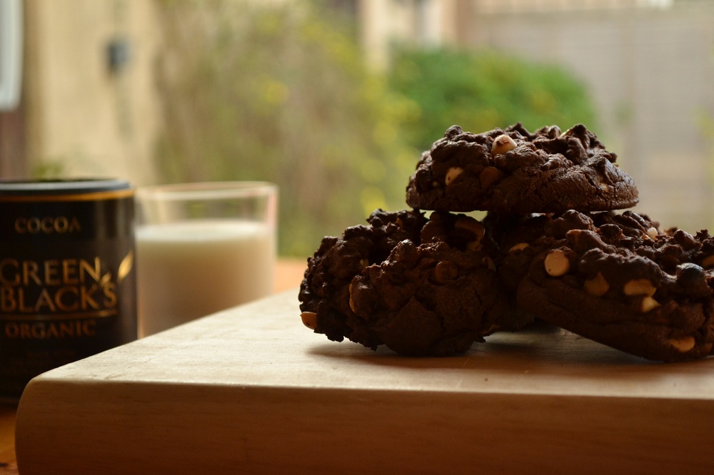 Peanut butter choc cookies.jpg