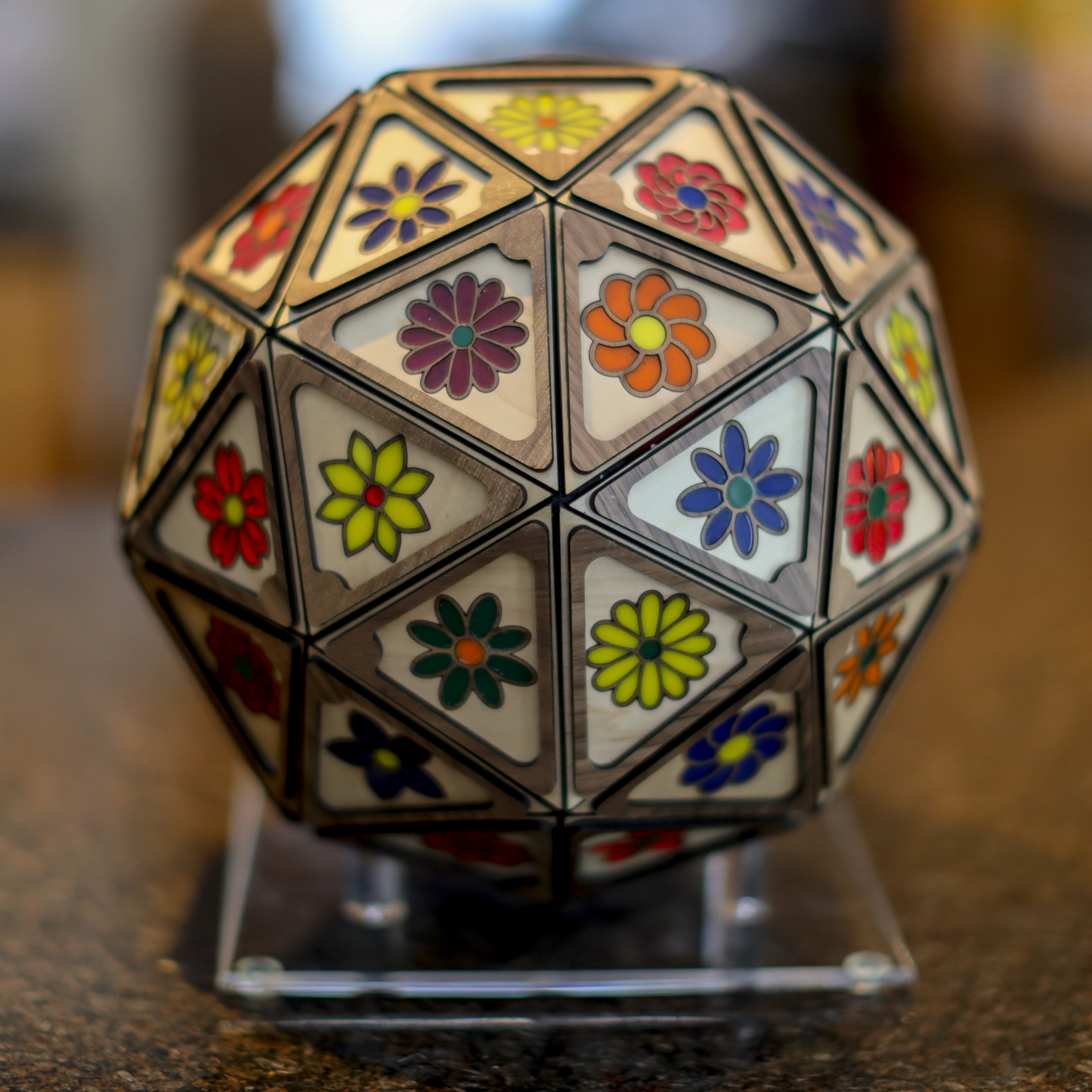 Pentakis dodecahedron-101.jpg