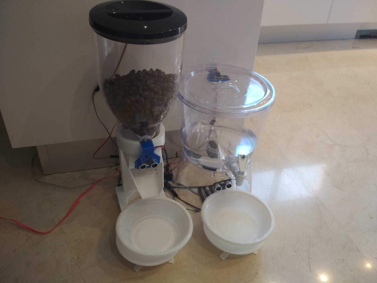 Pet Feeder.jpeg