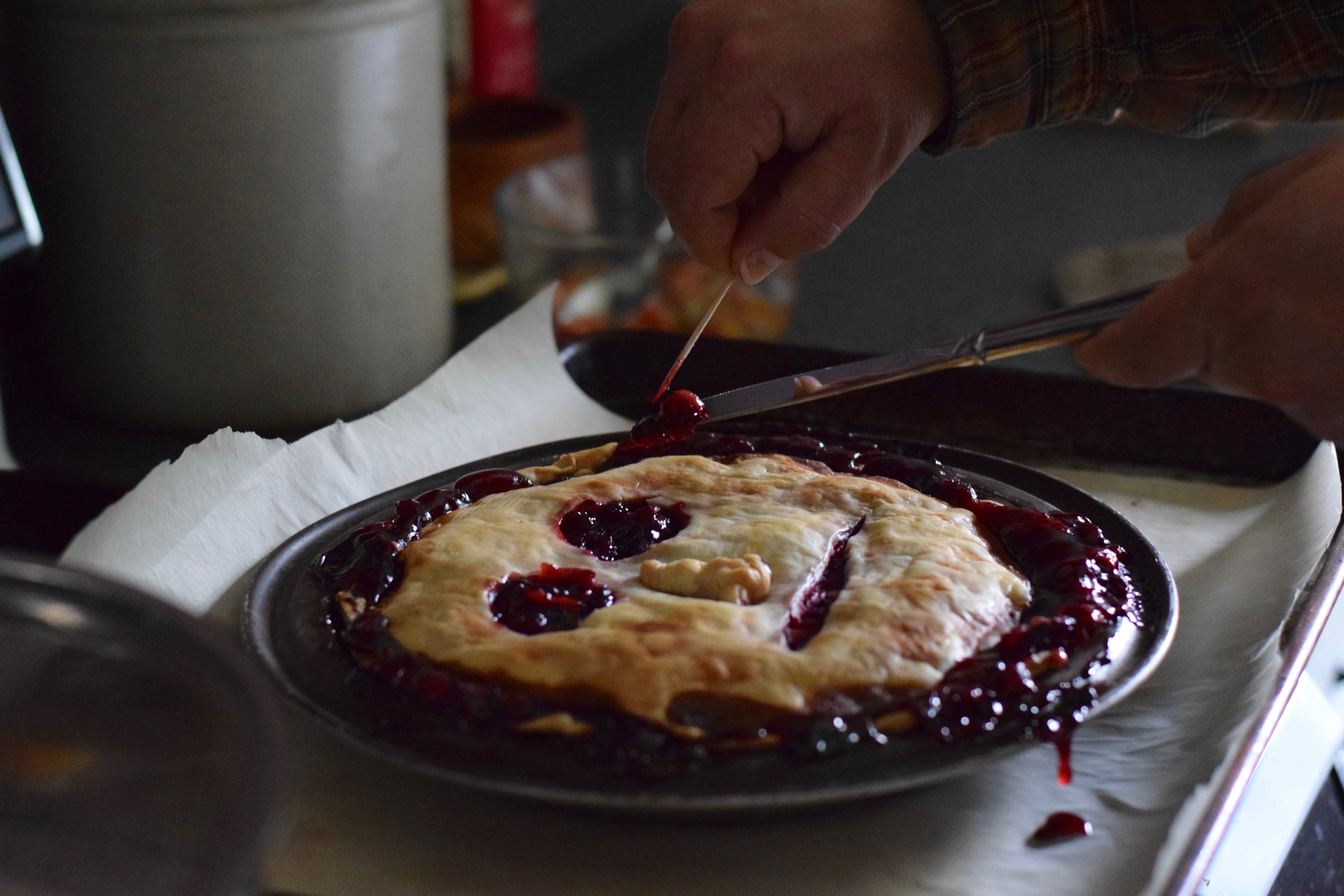 Pie-Crust Face Edges - 1.jpg