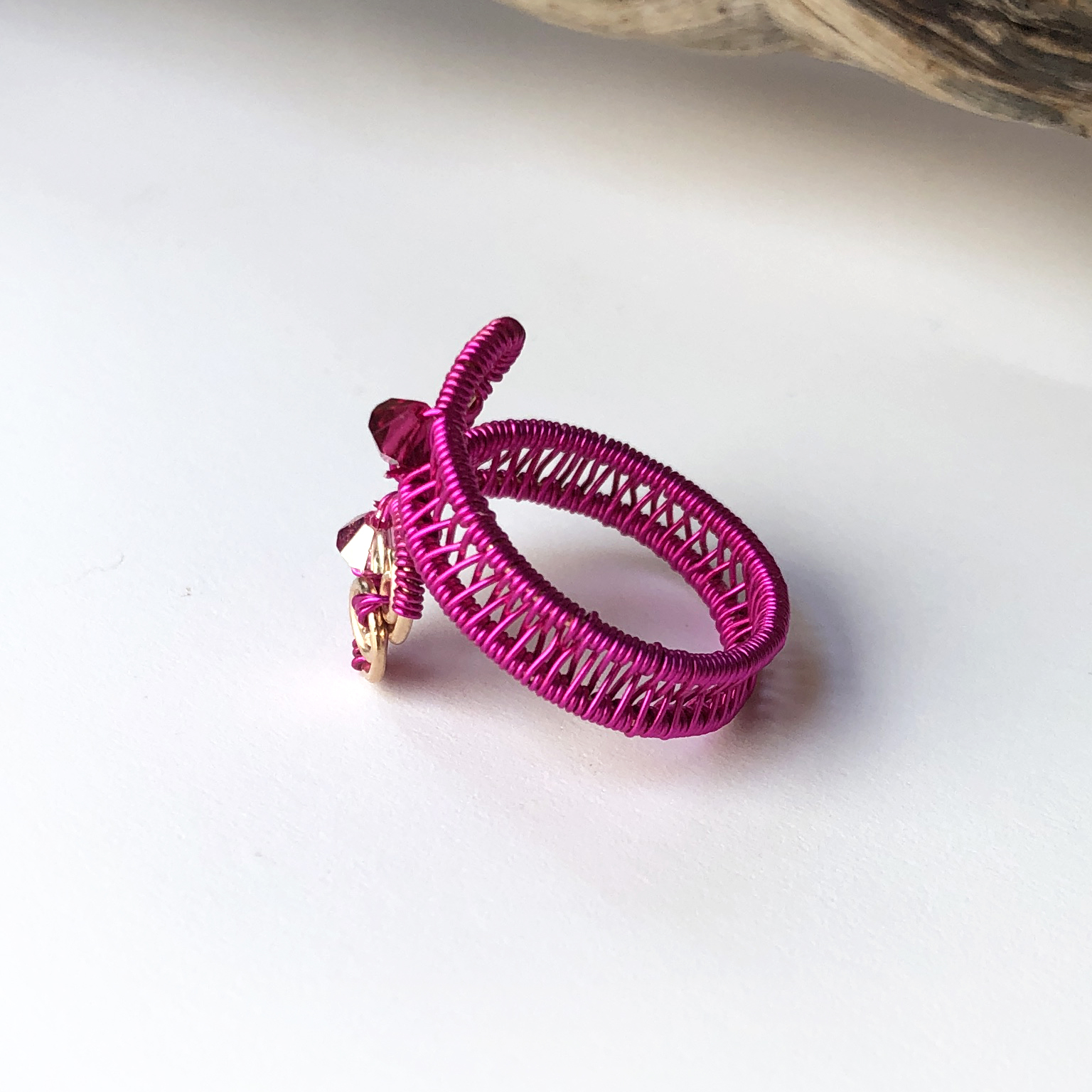 Pink Wire Ring 04.jpg
