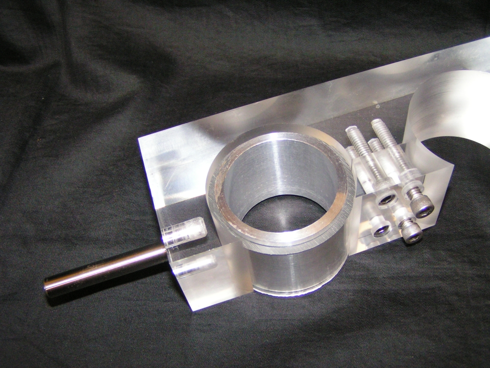 Pivot block 4 - with short length of tube and donut.JPG