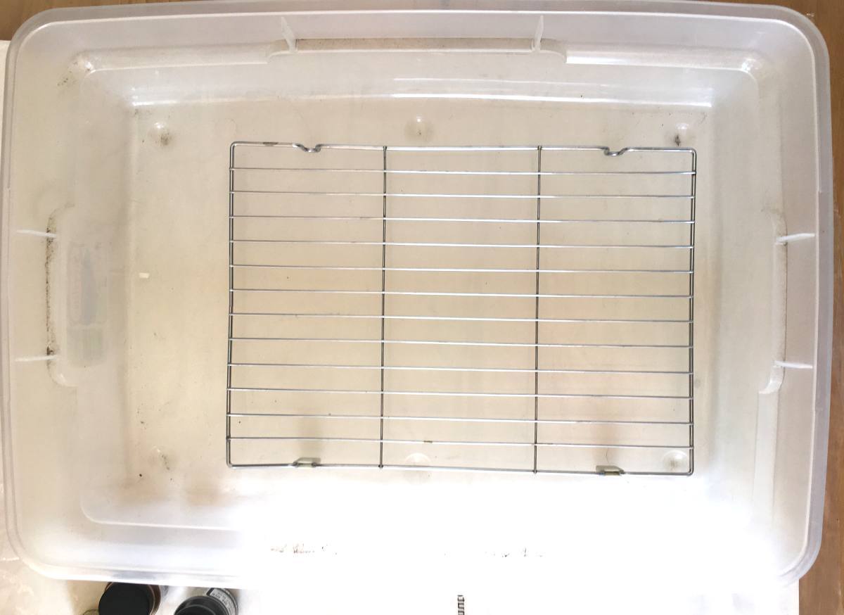 Plastic Tub with rack for ice dyeing.jpg