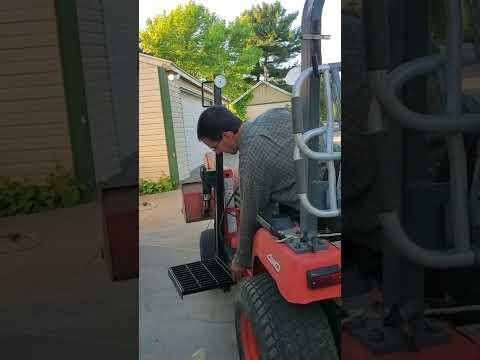 Powerlift Tractor Step