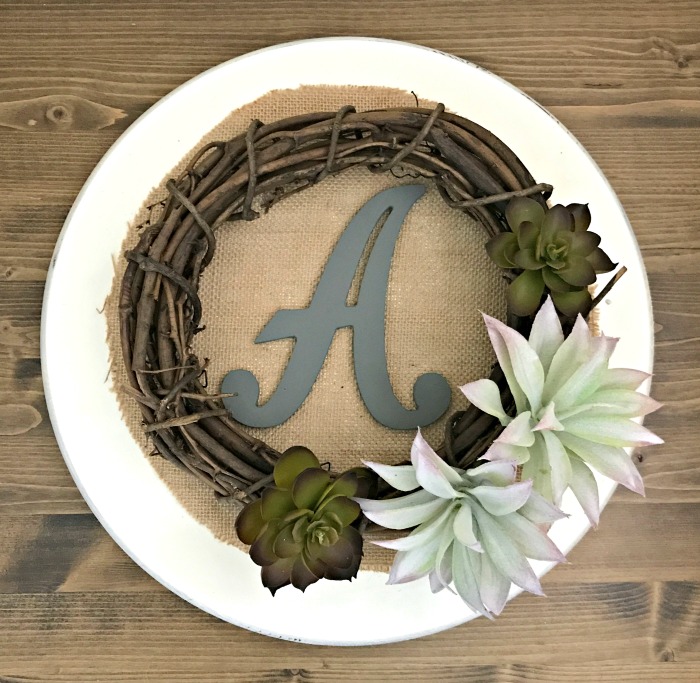 Pretty-Ideas-Burlap-Sign-DIY-Wreath-with-Initial-or-monogram9.jpg