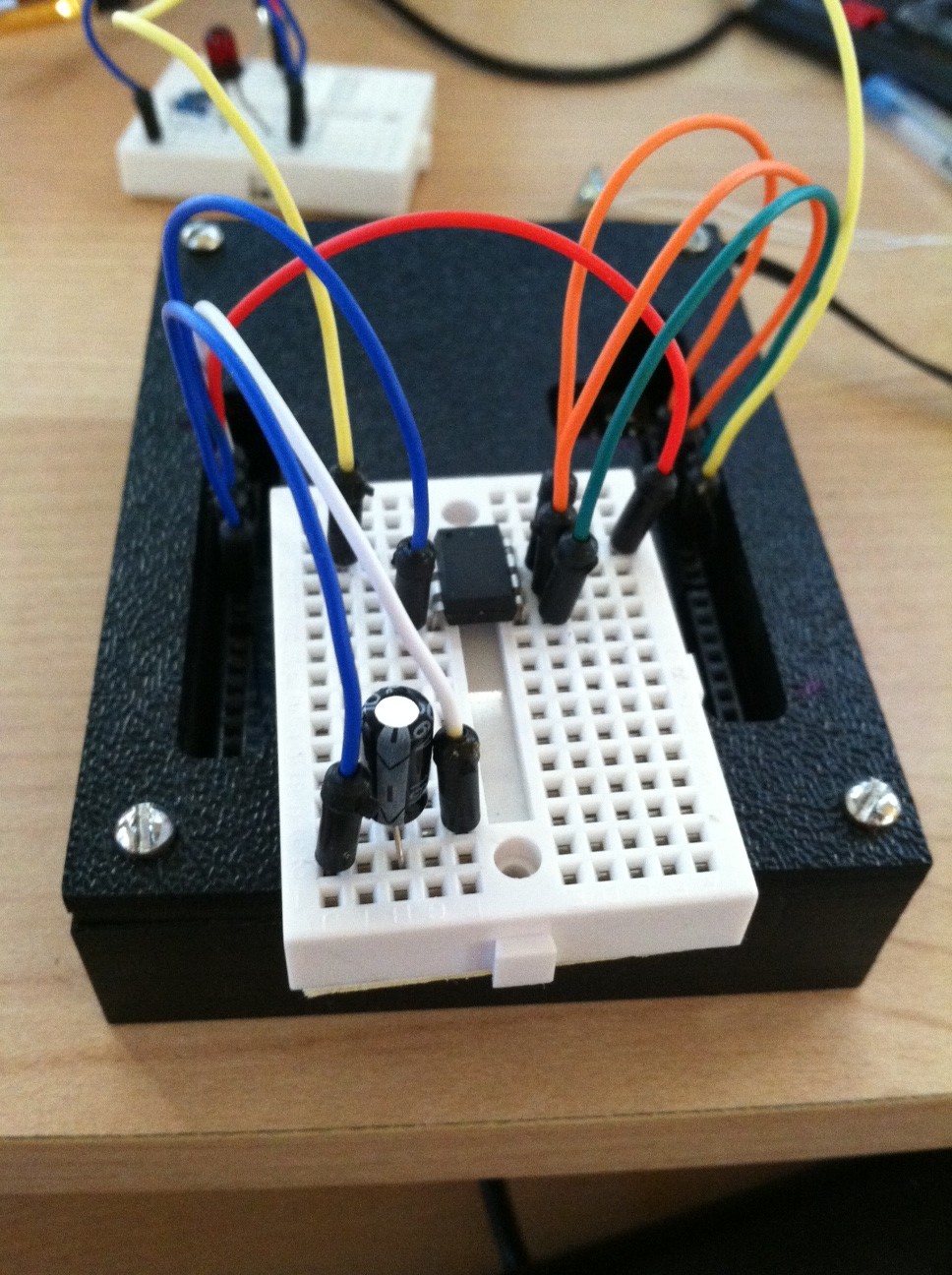 ProgrammerBreadboard02.JPG