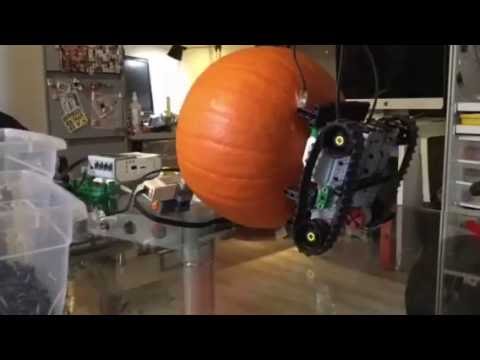 Pumpkin Robot Timelapse