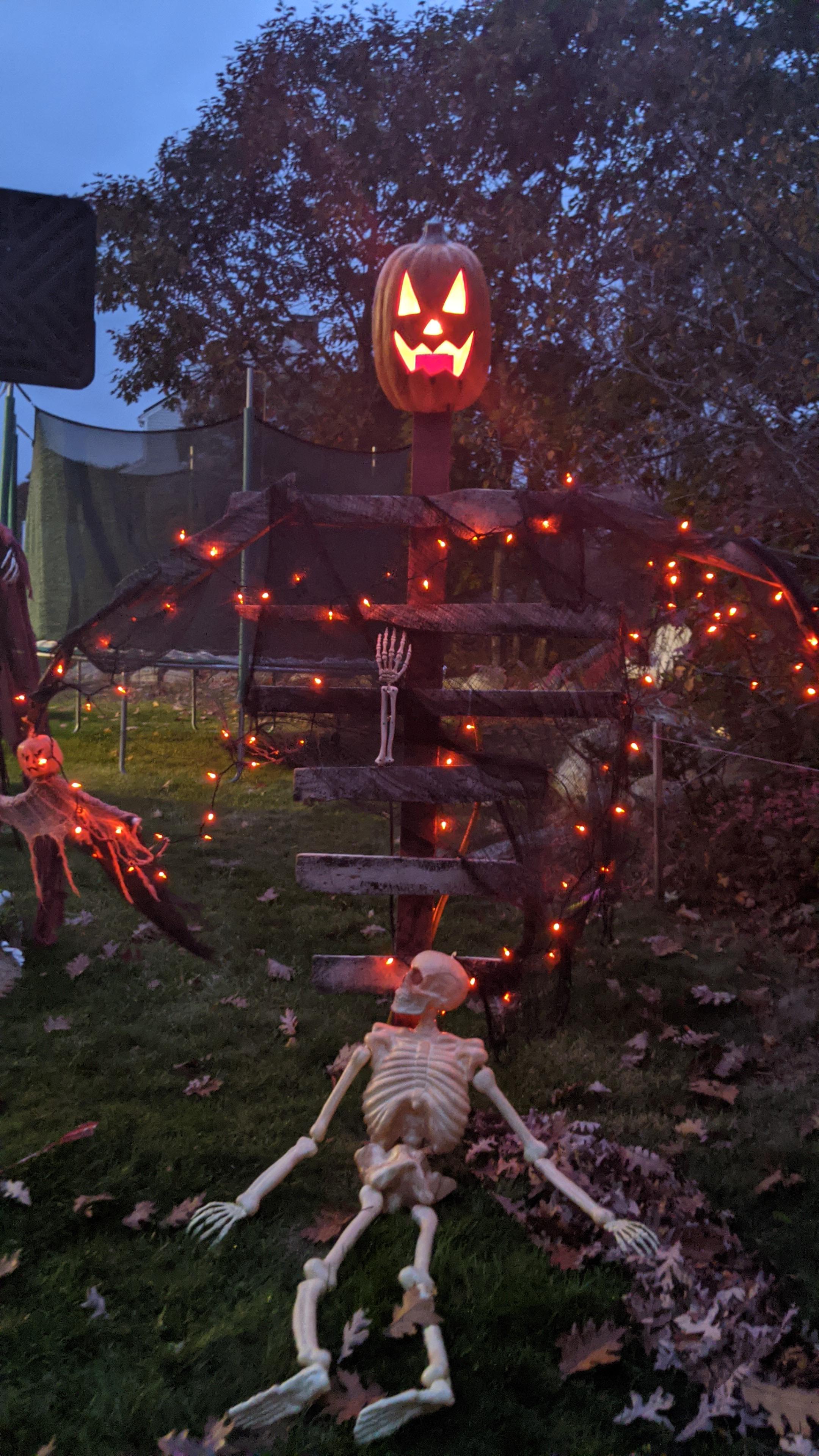 Pumpkin ScareCrow.jpg