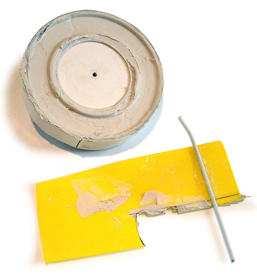 Putting-on-filler-1.jpg