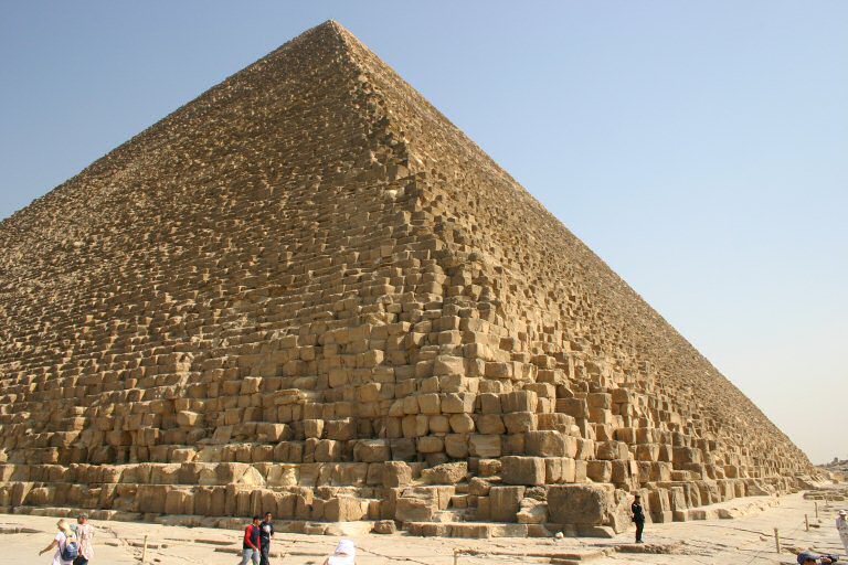 Pyramide_Kheops.JPG