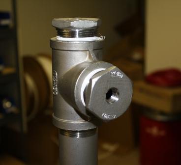 Quarter inch adapter for temperature probe installed.jpg