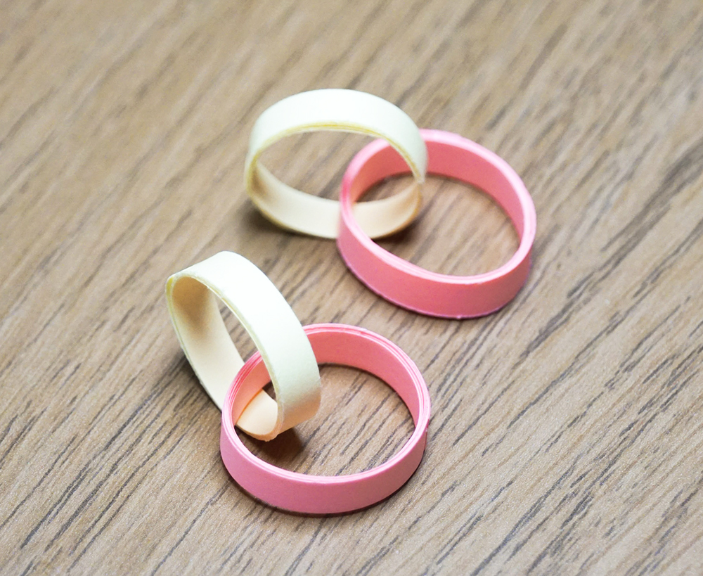 Quilled earrings 4e.jpg