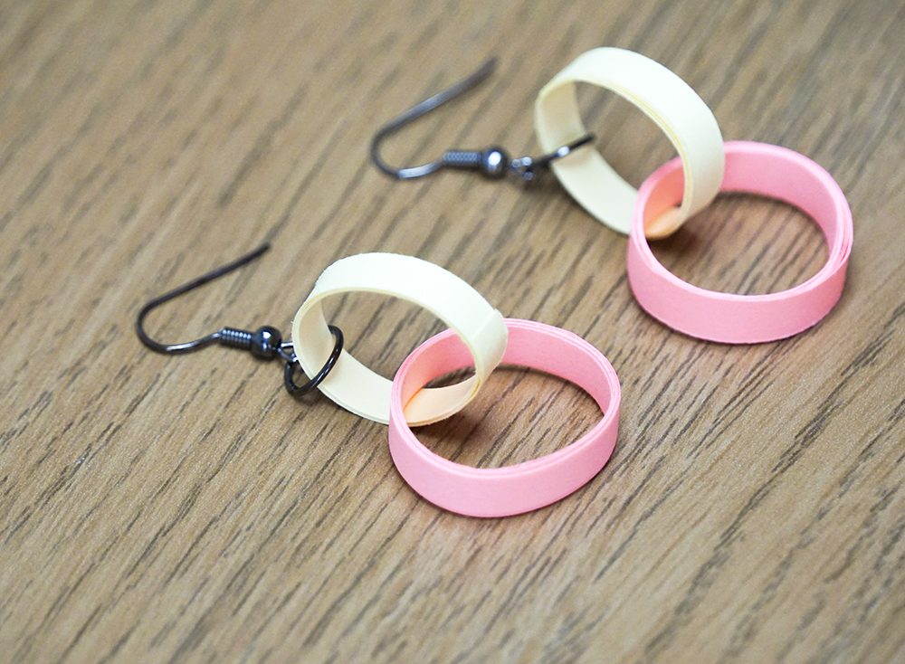 Quilled earrings 4g.jpg