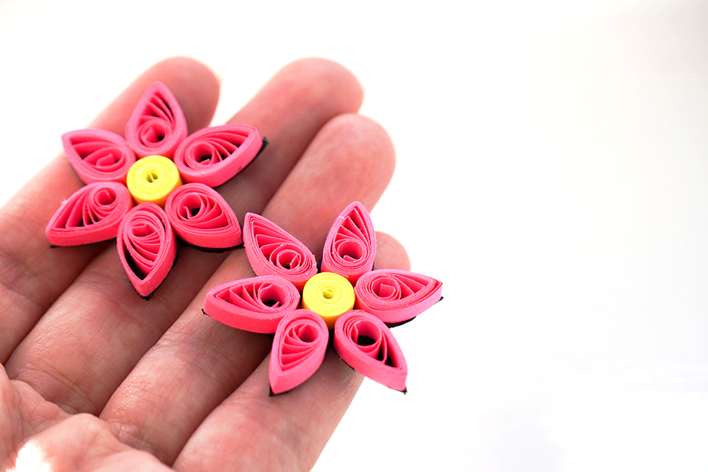 Quilled earrings 7c.jpg