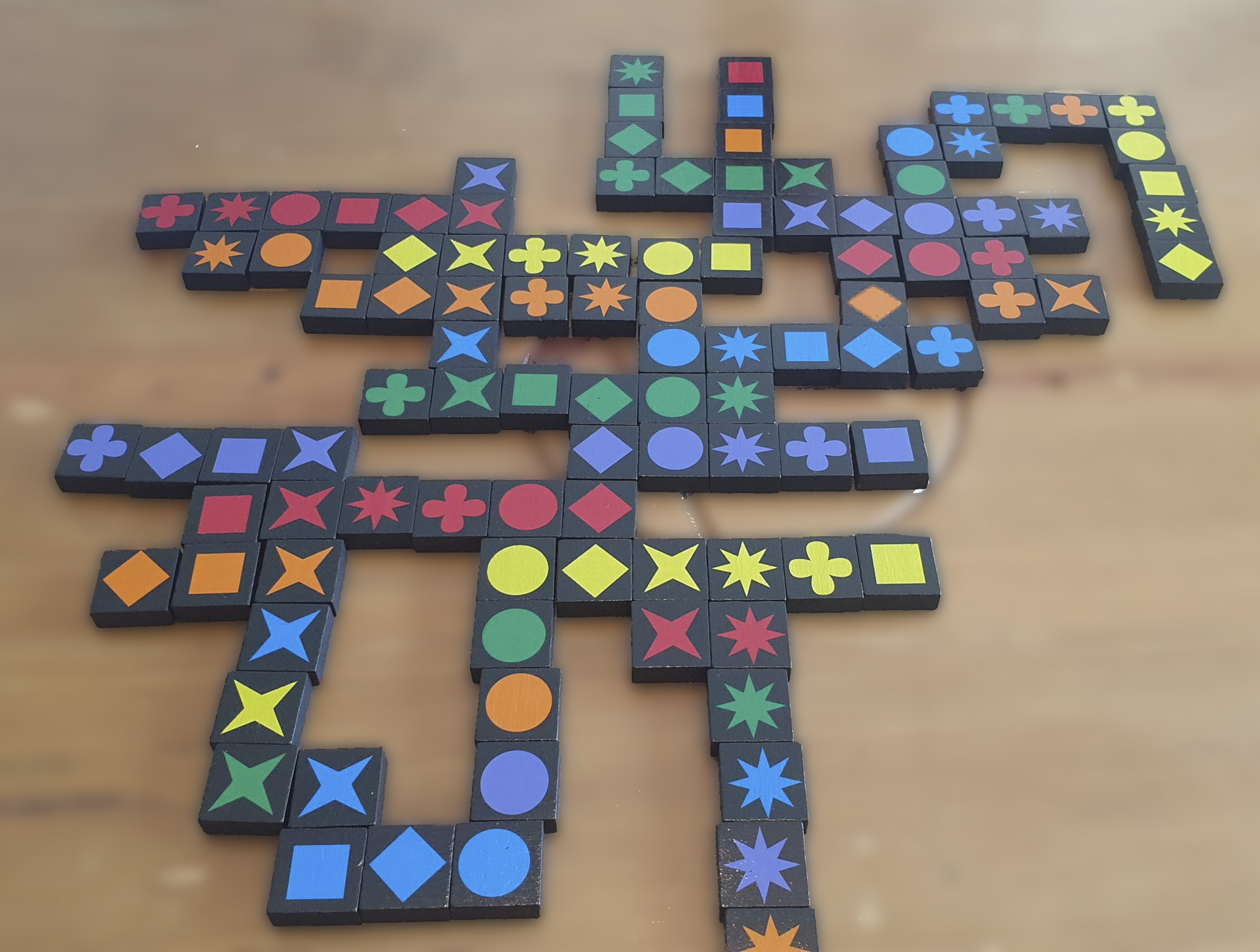 Qwirkle magnet 001.jpg