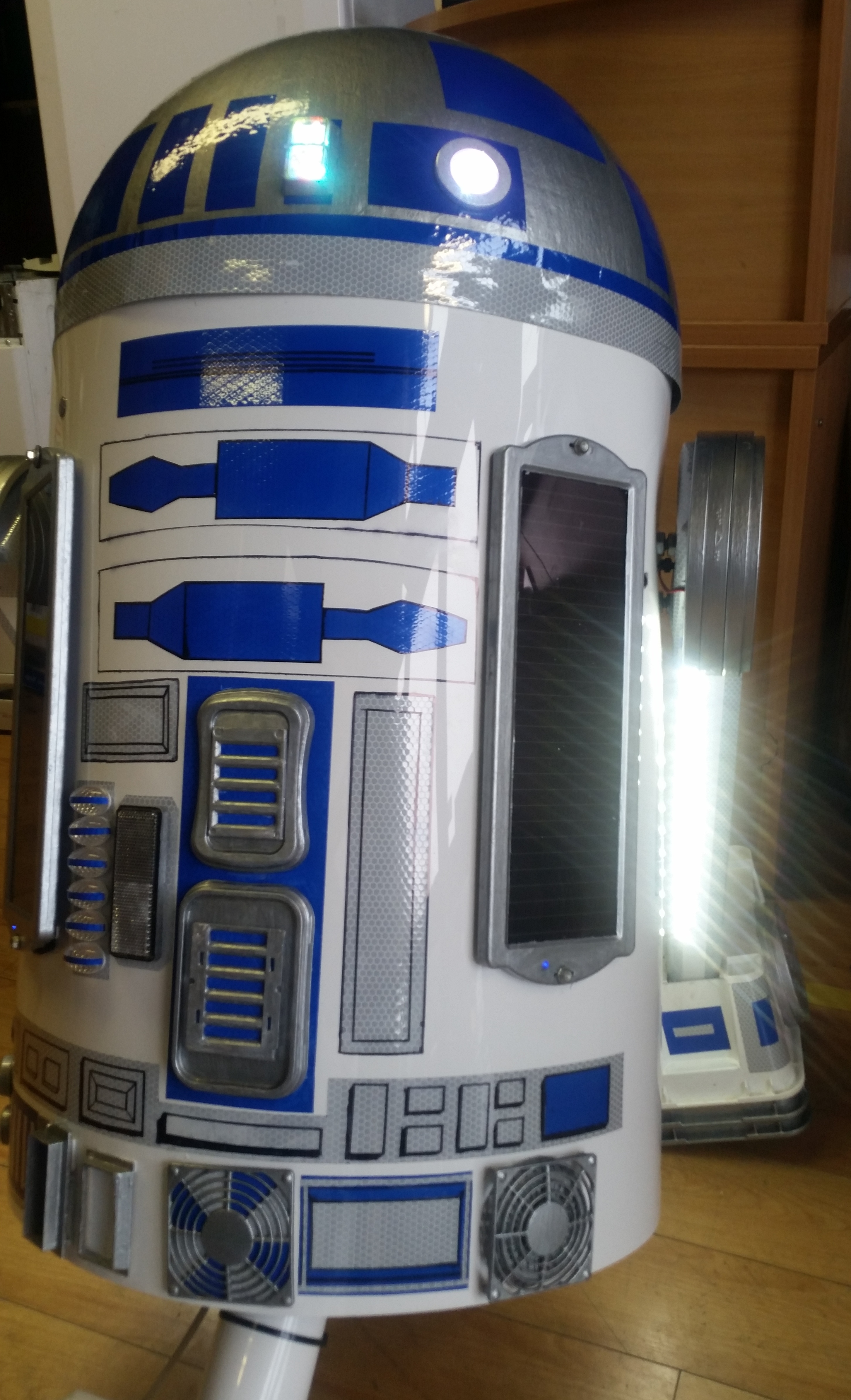 R2D2 2.jpg