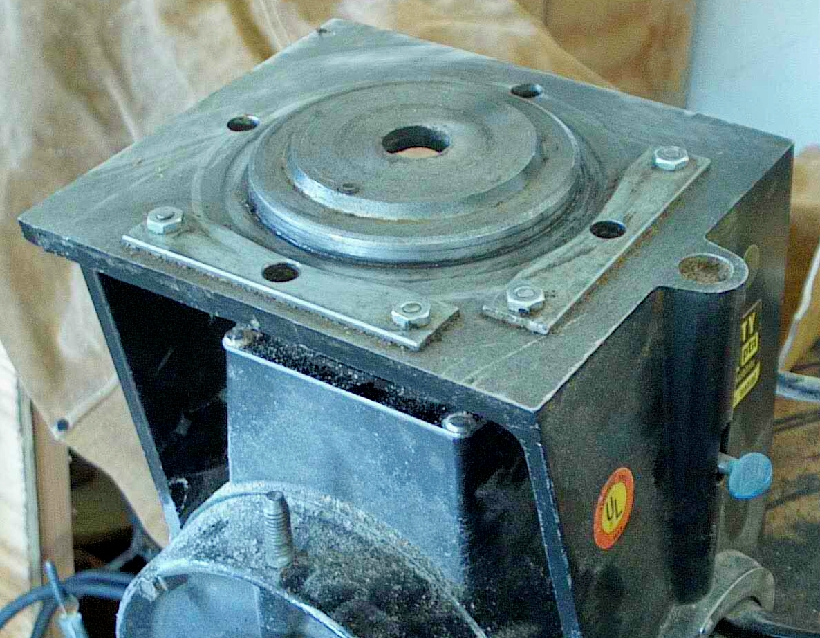 Radial Saw yoke holes-photo.jpg