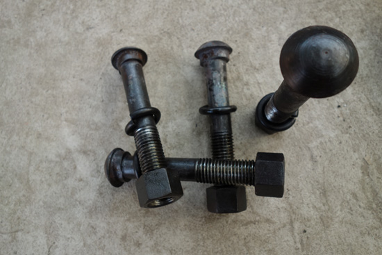 Rail bolt and screw spike2.jpg