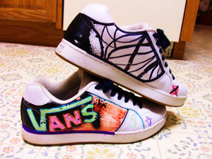 Rebellious_Vans_by_Bardouv.jpg