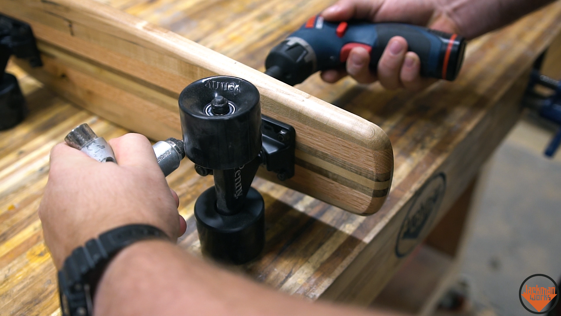 Reclaimed Pallet Wood Penny Board 38.png