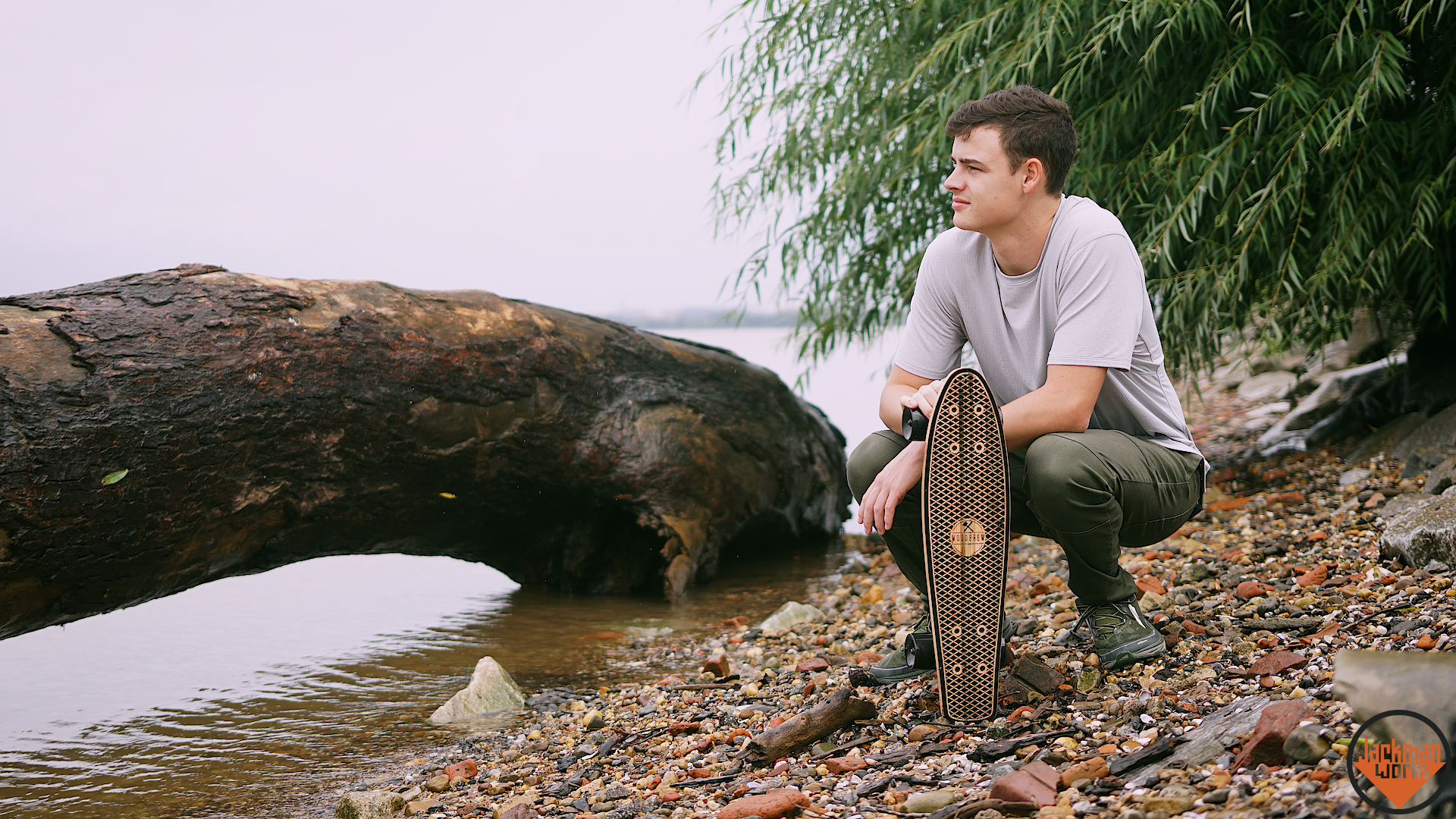 Reclaimed Pallet Wood Penny Board 46.png