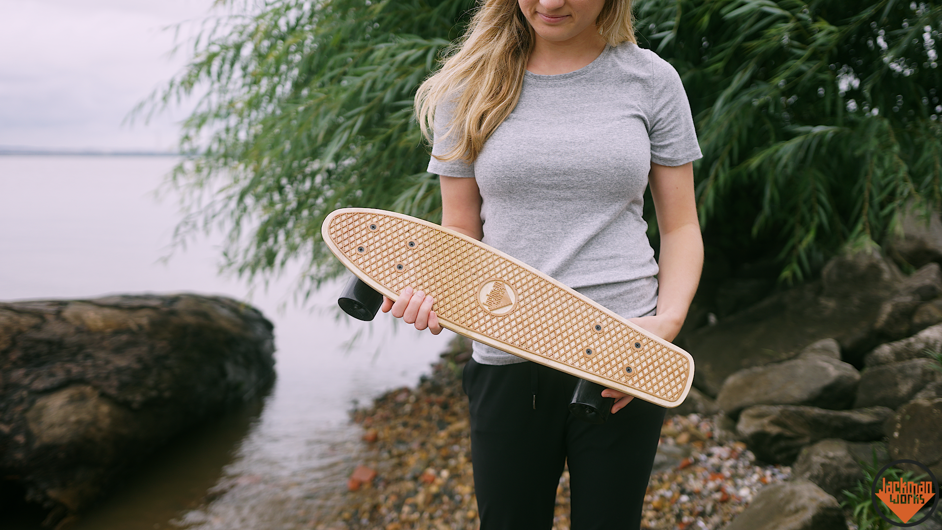 Reclaimed Pallet Wood Penny Board 51.png