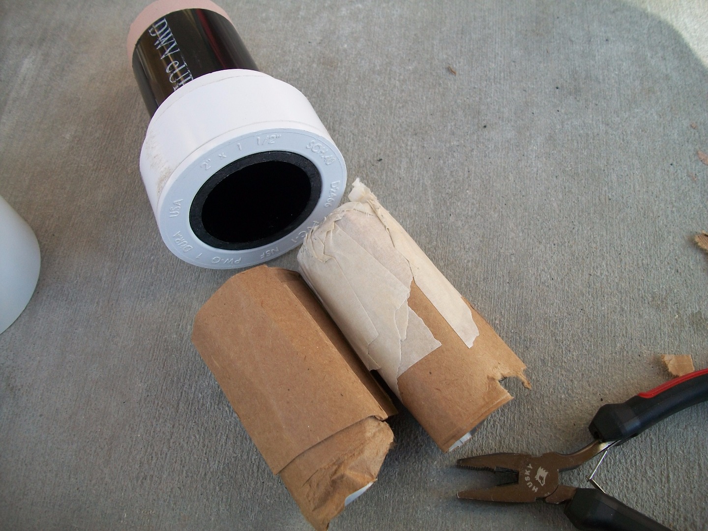 Remove cardboard roll II.JPG