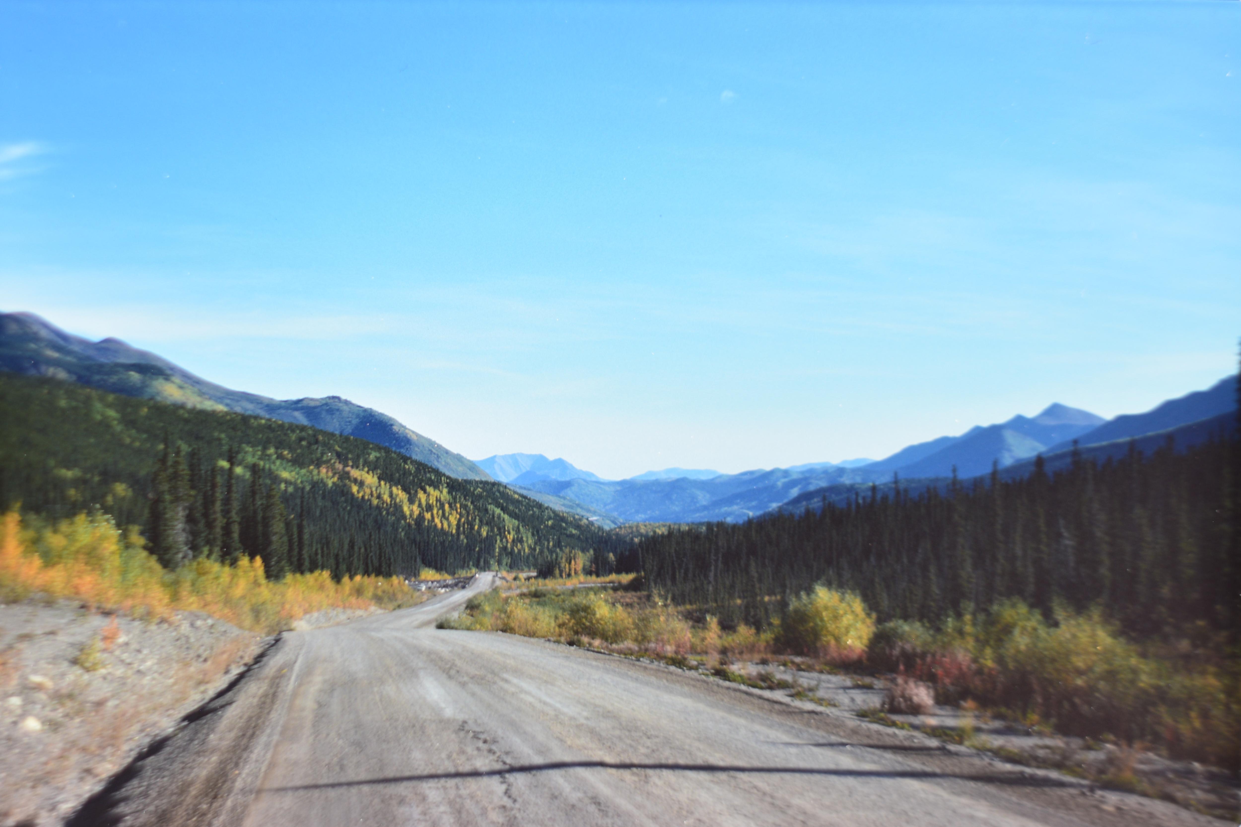 Road in autumn in the mountains - DSC_6463.jpg