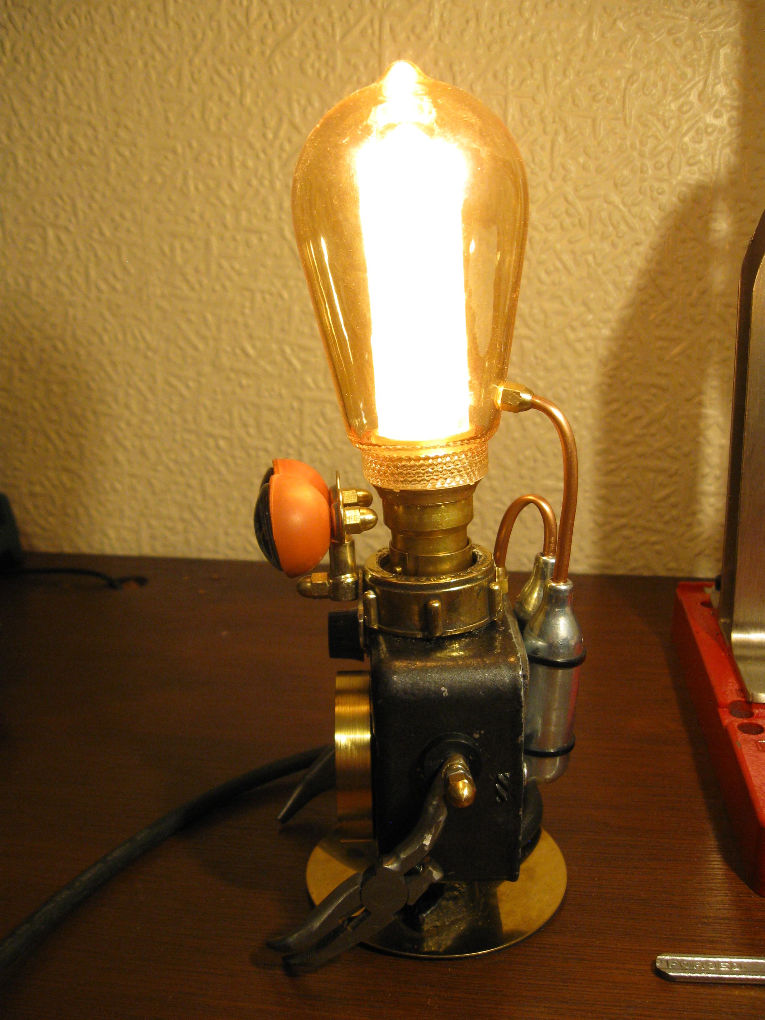 Robot Lamp 68.JPG