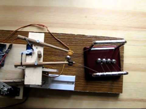 Robotic Newtons Cradle