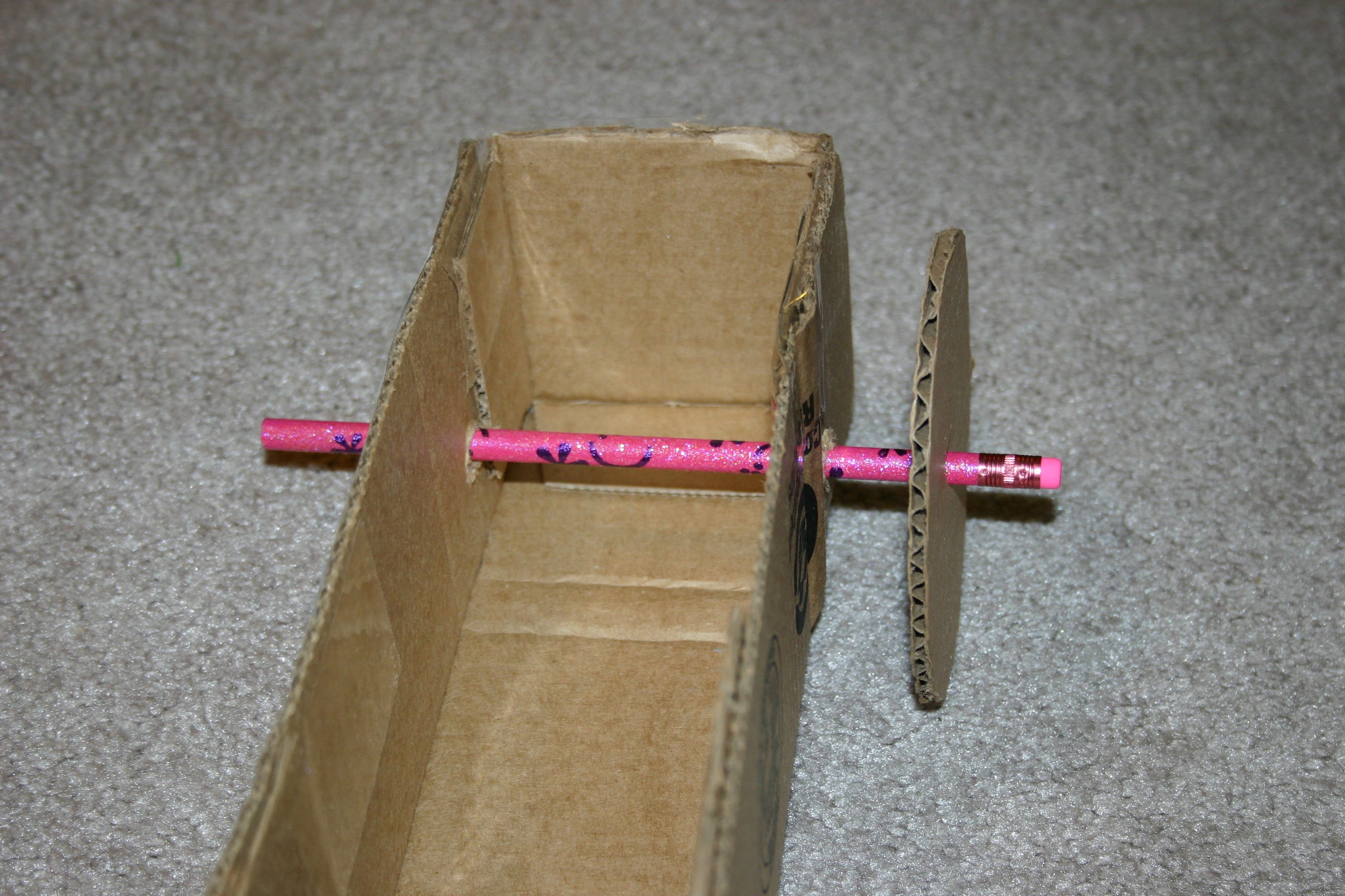 Rubber Band Car08.jpg