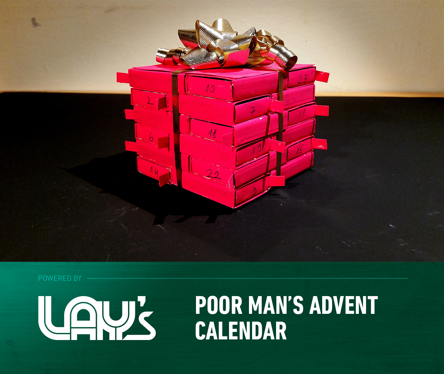 ST-Lays_thumb_P34_2 DIY Poor Man's Advent Calendar_01.jpg