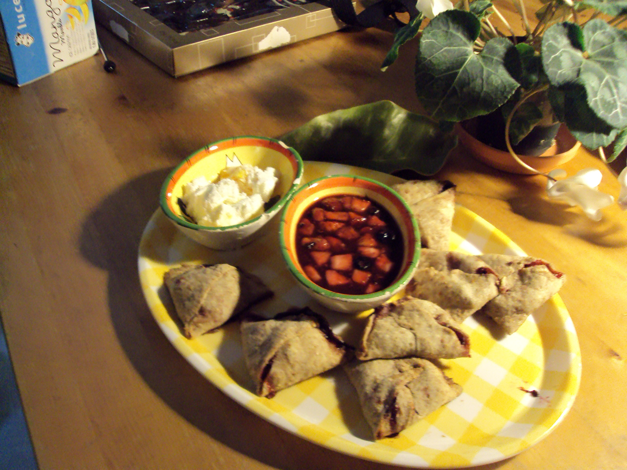 Samosa platter.JPG